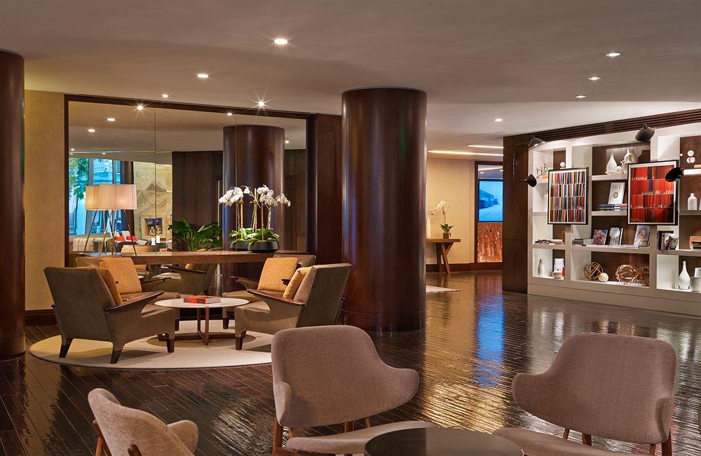 Le Meridien Arlington Exterior photo