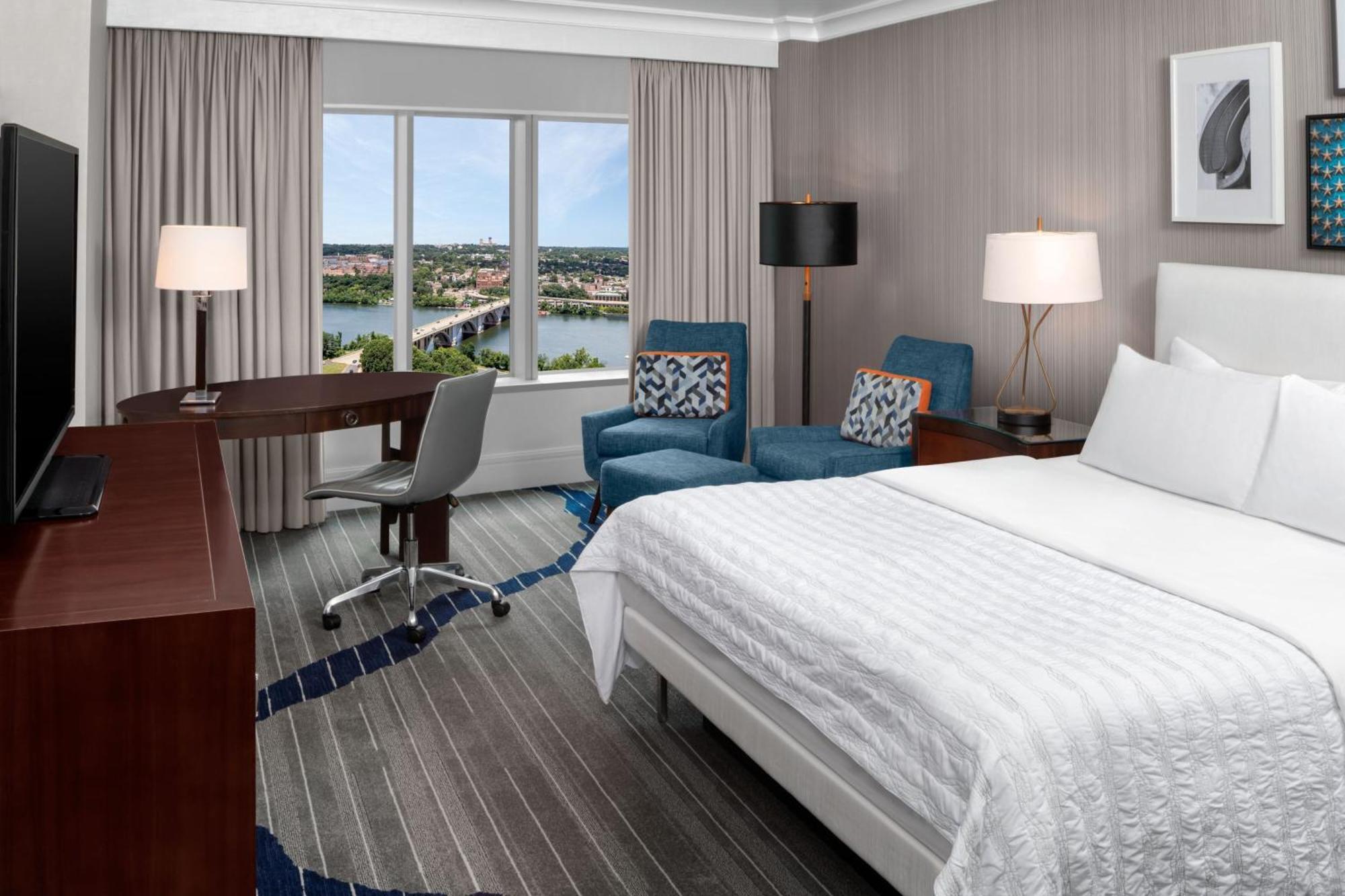 Le Meridien Arlington Exterior photo