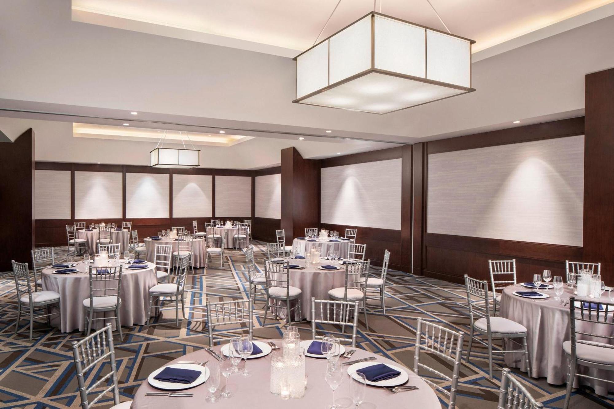 Le Meridien Arlington Exterior photo