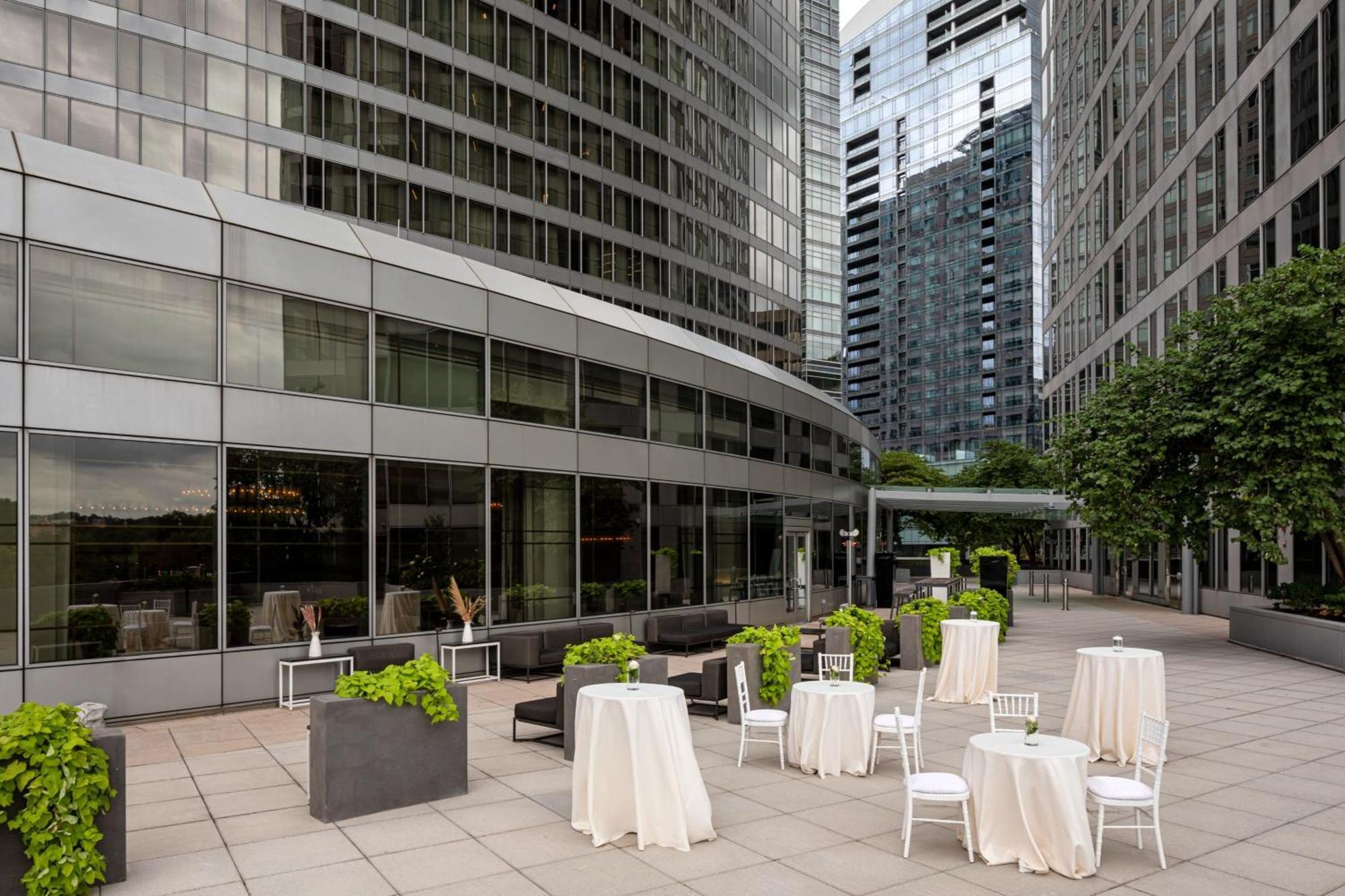Le Meridien Arlington Exterior photo