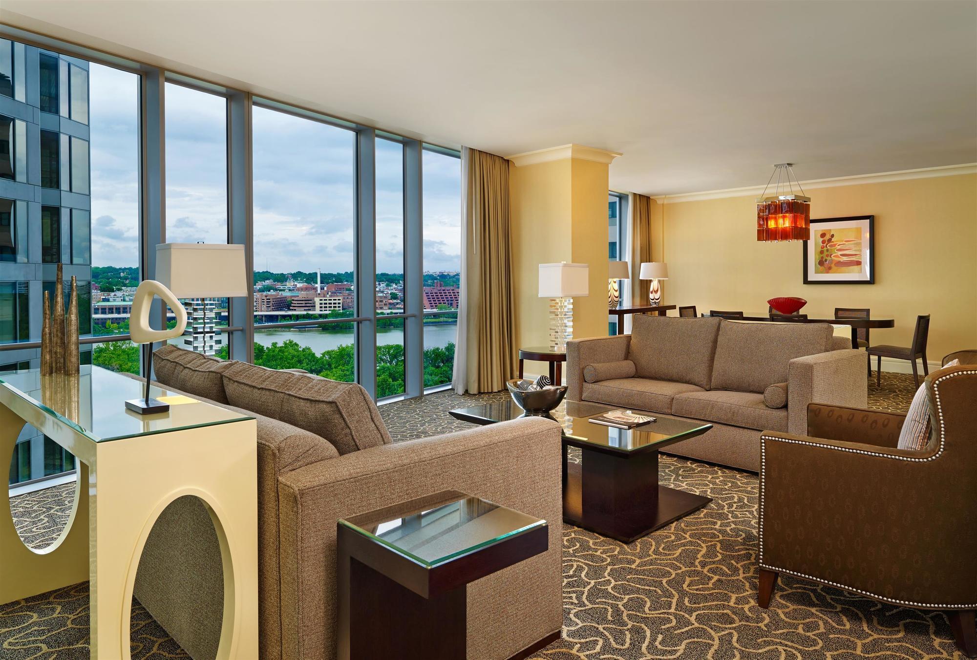 Le Meridien Arlington Exterior photo